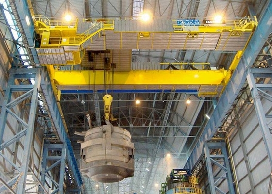 製鉄所のひしゃくの冶金の二重ガードの頭上式橋クレーンEOTクレーン75ton